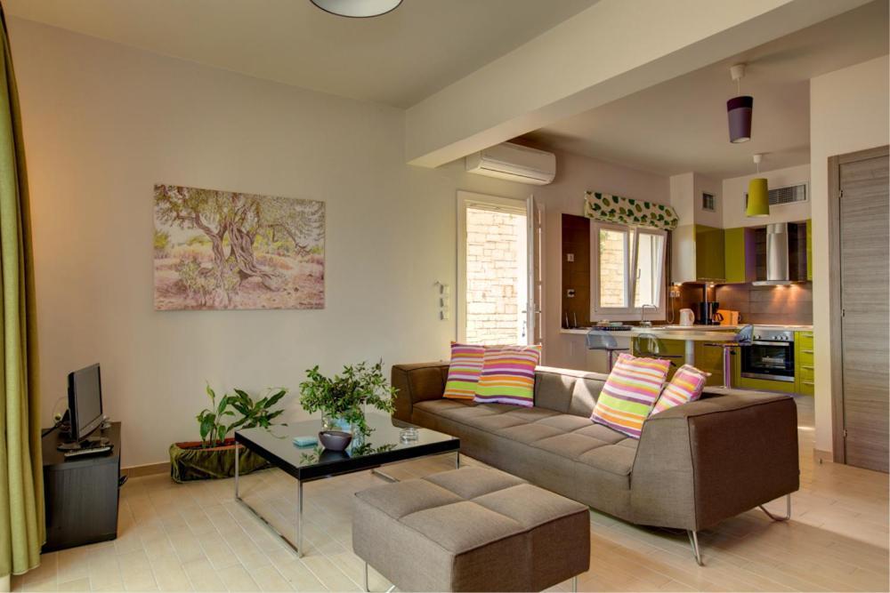 Villa Terra Del Nonno With Sea Views & Pool Gaios Exteriör bild