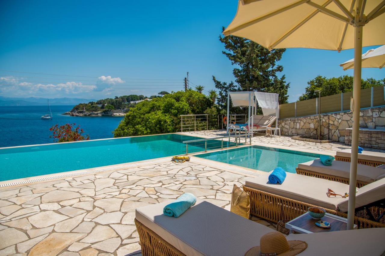 Villa Terra Del Nonno With Sea Views & Pool Gaios Exteriör bild