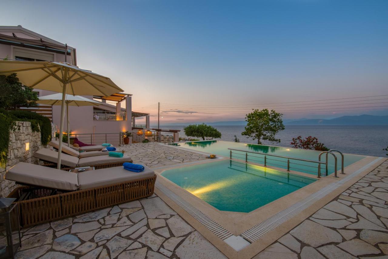 Villa Terra Del Nonno With Sea Views & Pool Gaios Exteriör bild