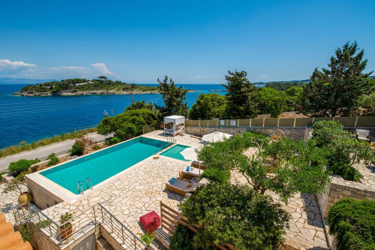 Villa Terra Del Nonno With Sea Views & Pool Gaios Exteriör bild